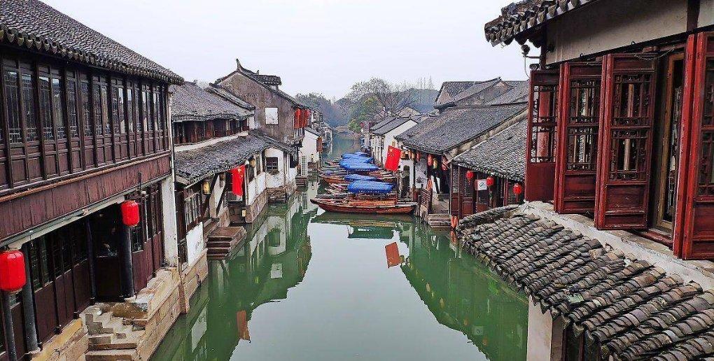 跌落神坛的影后李小璐,盘点她历任绯闻男友